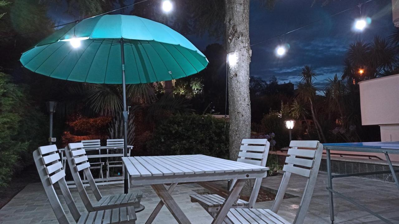 Villa Mary - Apartments Trani Dış mekan fotoğraf