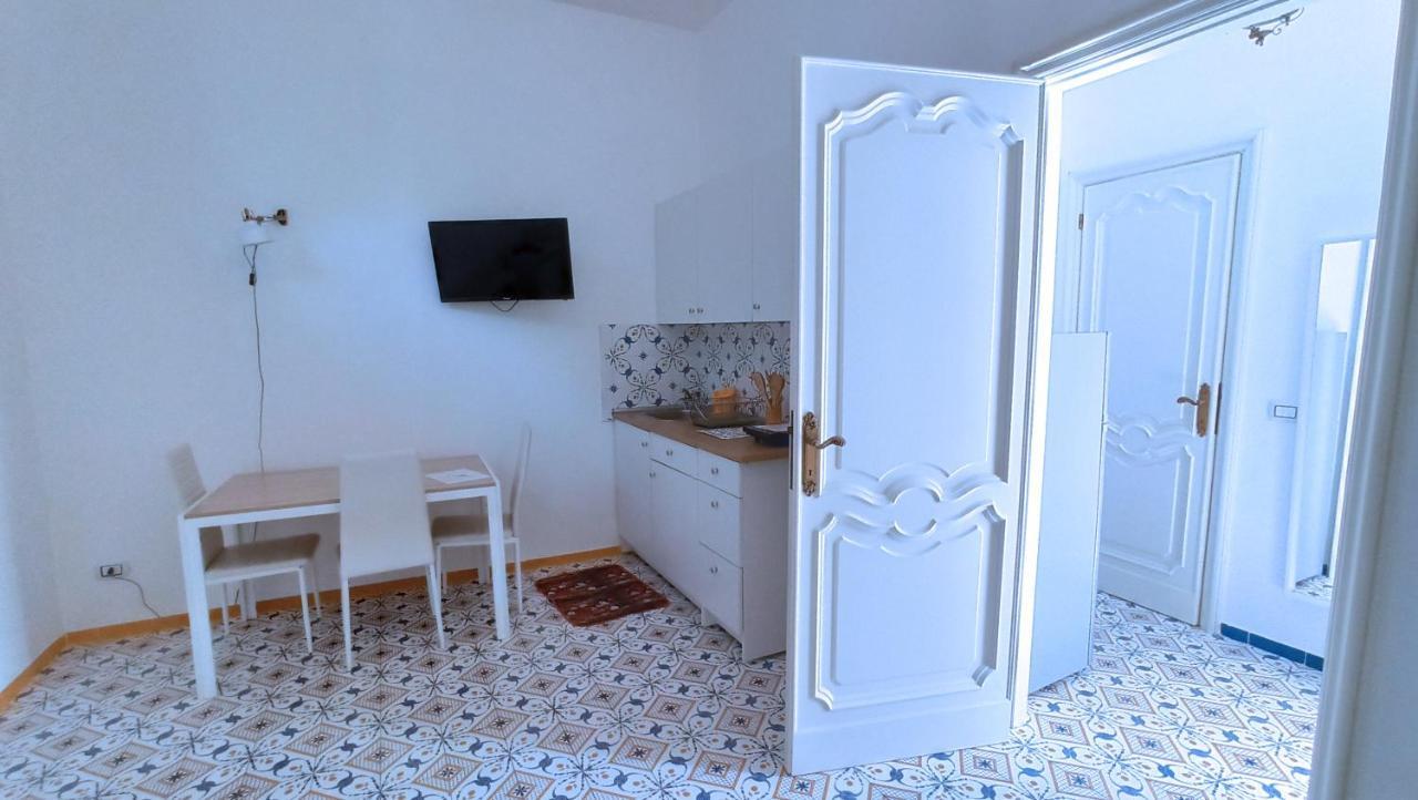 Villa Mary - Apartments Trani Dış mekan fotoğraf